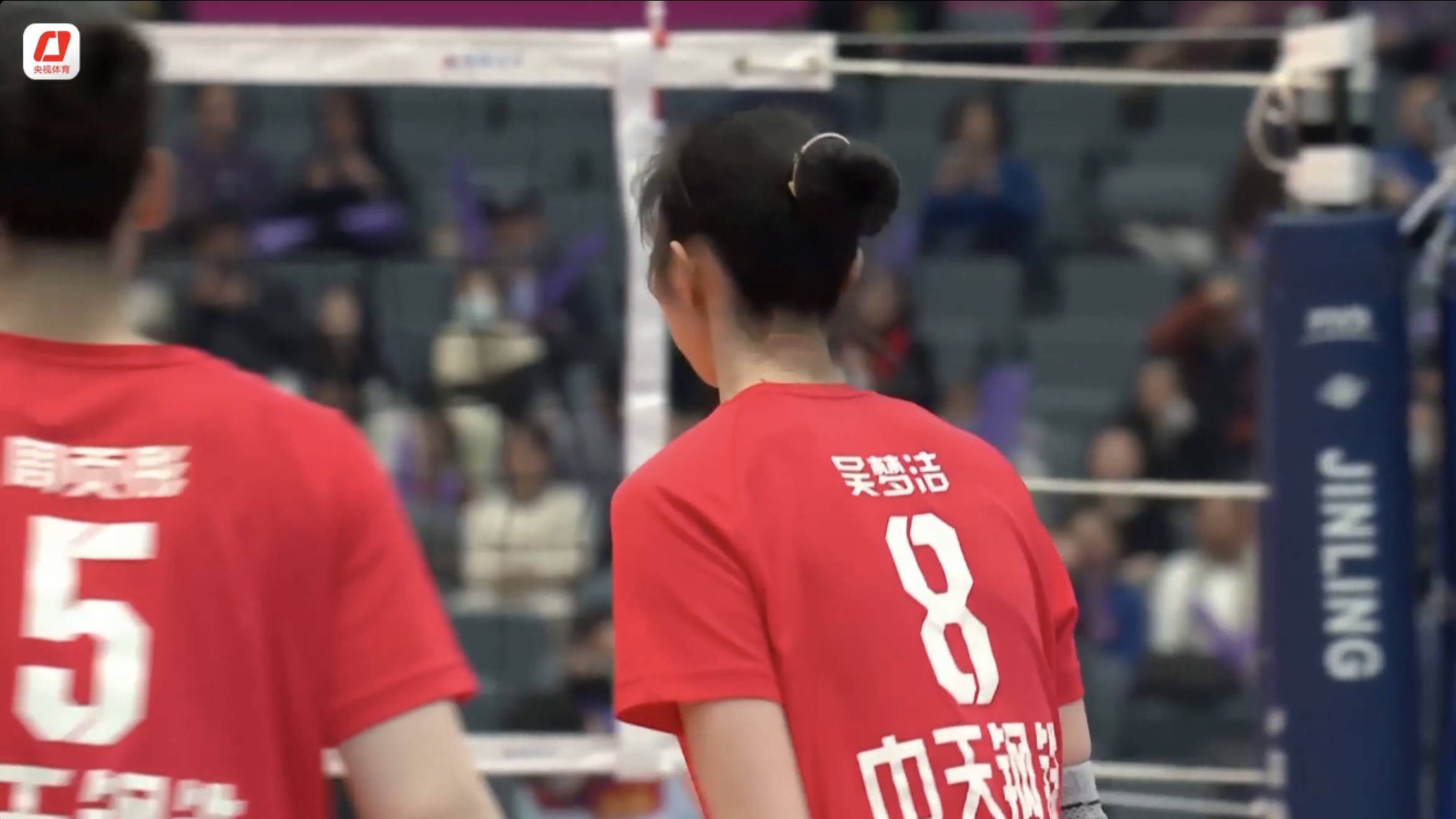 半场比分：54-52，北京仅以微弱优势领先！的简单介绍